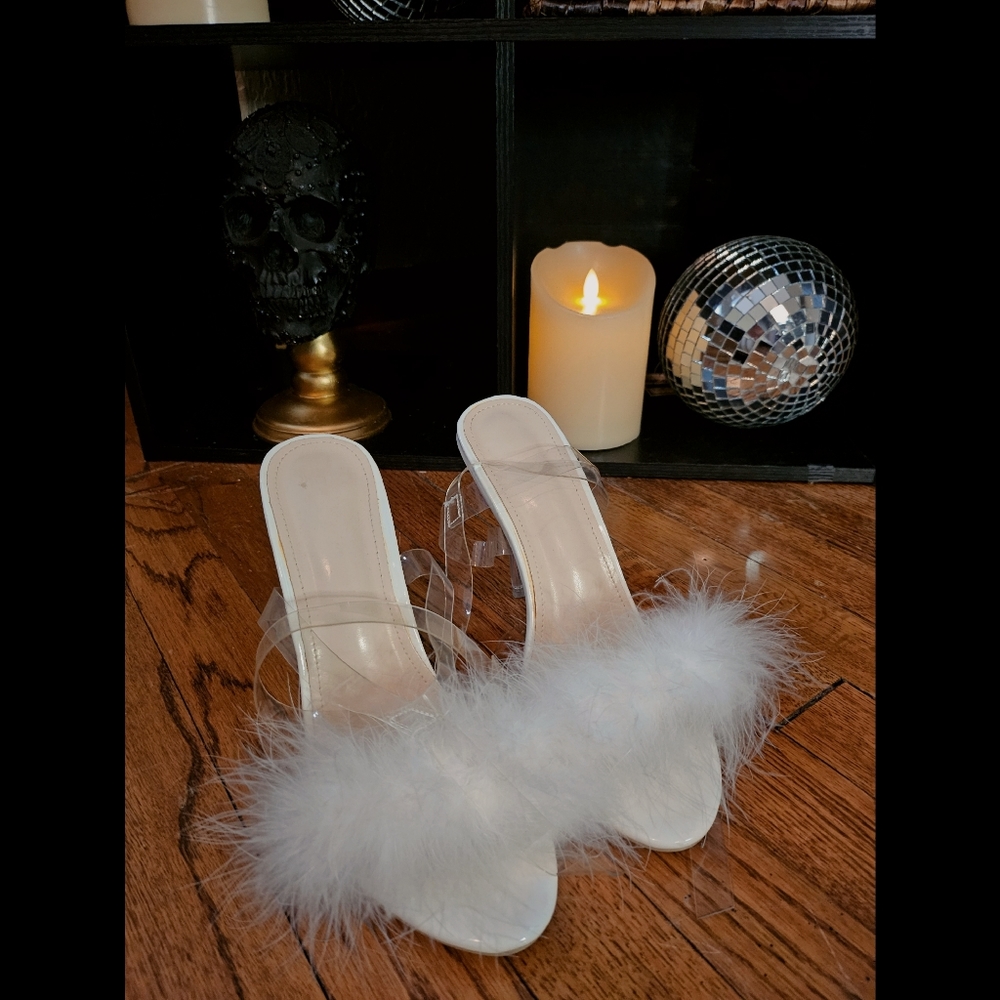 *NEVER BEEN WORN* White, fuzy high heel shoes